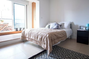1 bed studio, Kensal Road, North Kensington, London, W105BN - Image 1